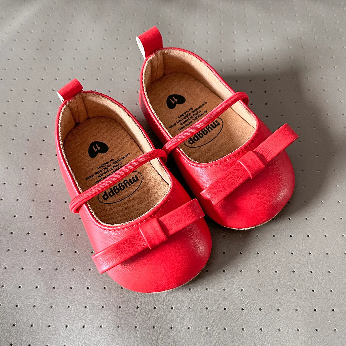Sapato de Couro Plumi — Premium Antiderrapante (0-18 meses)