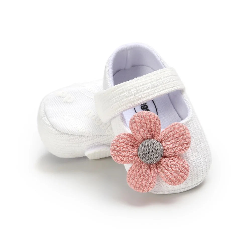Sapatinho Retrô de Algodão Plumi — Laço e Flor (0-12 meses)