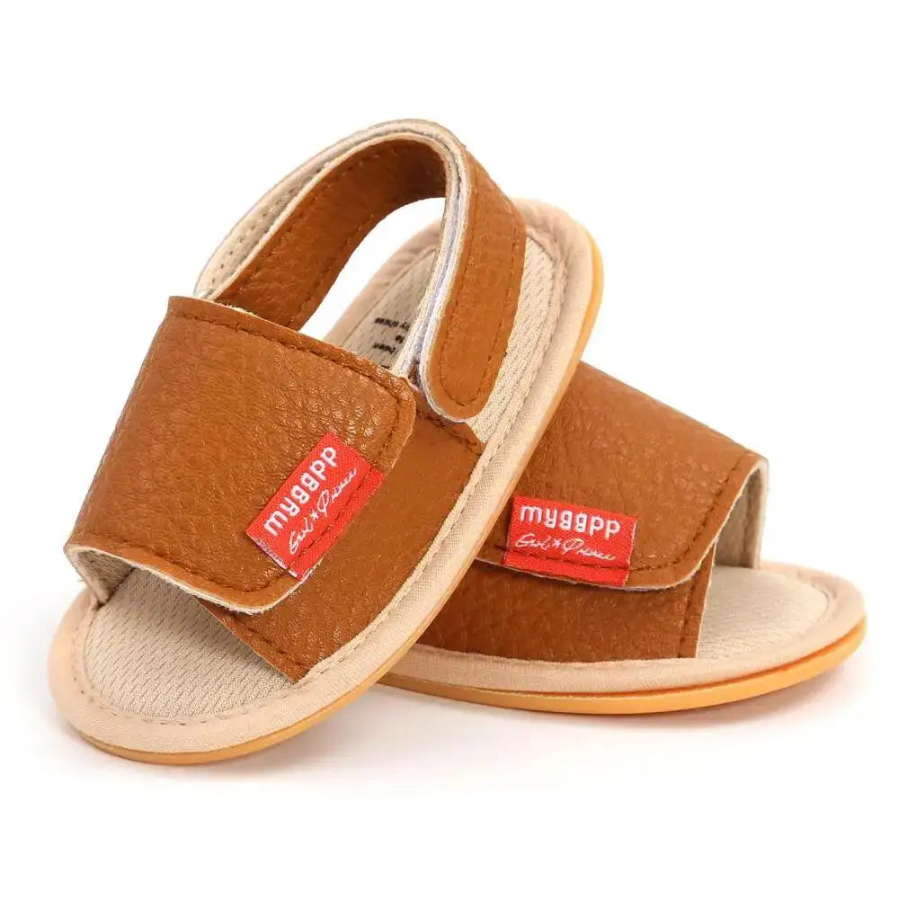 Sandália de Couro Plumi — Laço Antiderrapante