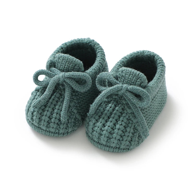 Botinha de Tricô Plumi — Quentinha para o Berço (0-18 meses)