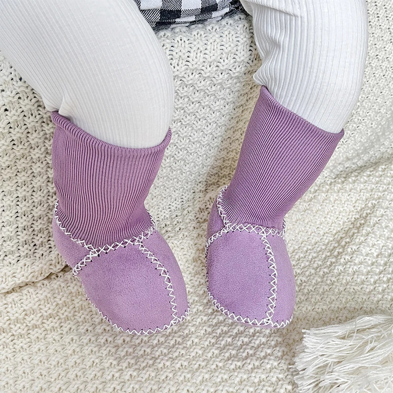 Botinha de Camurça Plumi — Pelúcia de Inverno (0-12m)