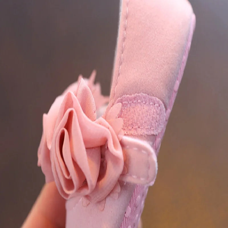 Sapatilha Princesa de Renda Plumi — Batizado e Festa (0-18 meses)