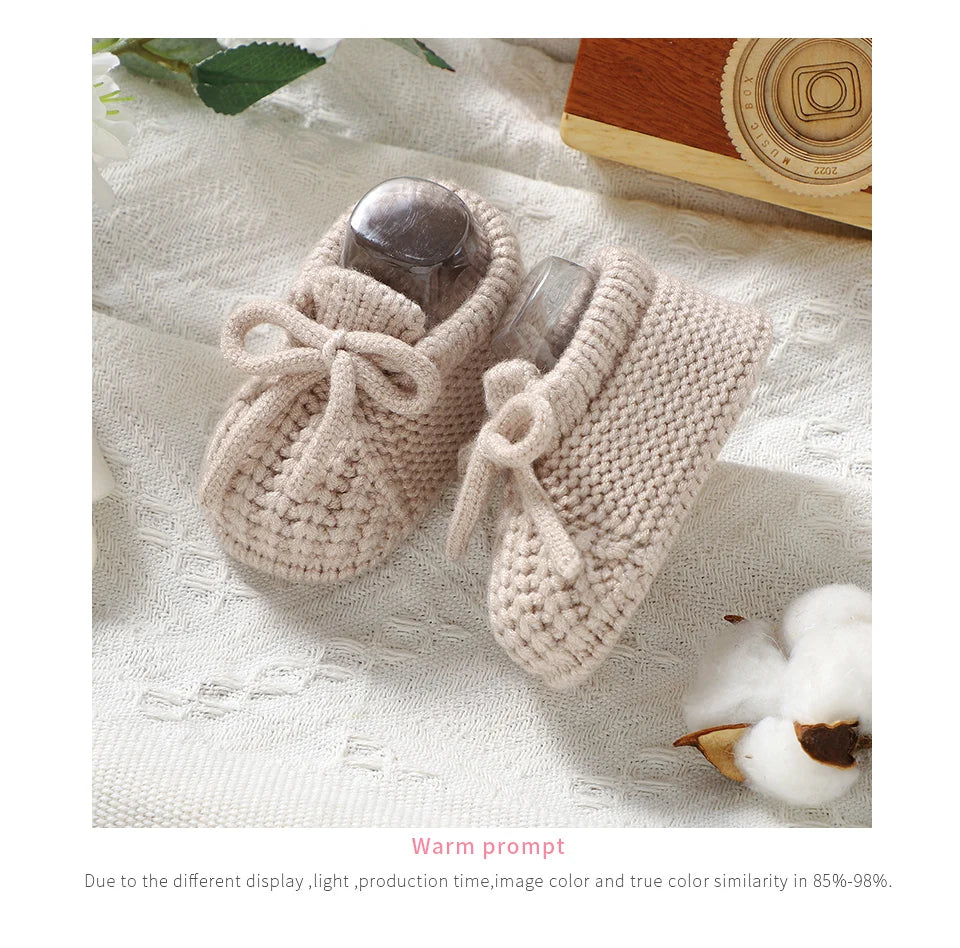 Botinha de Tricô Plumi — Quentinha para o Berço (0-18 meses)
