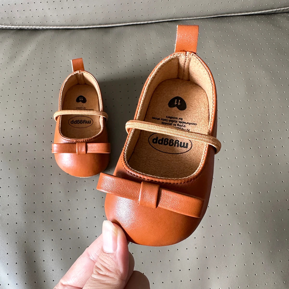 Sapato de Couro Plumi — Premium Antiderrapante (0-18 meses)