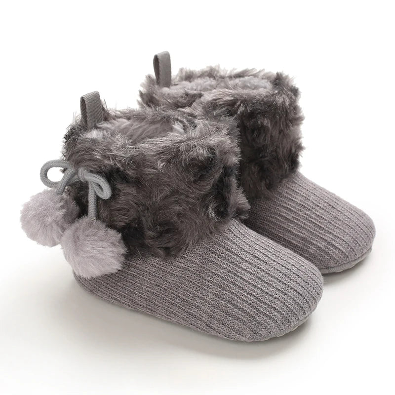 Botinha Quentinha Plumi — Inverno Antiderrapante (0-18m)