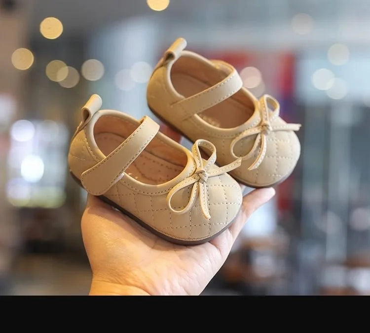 Sapatilha Princesa Plumi — Festa e Passeio (0-3 anos)