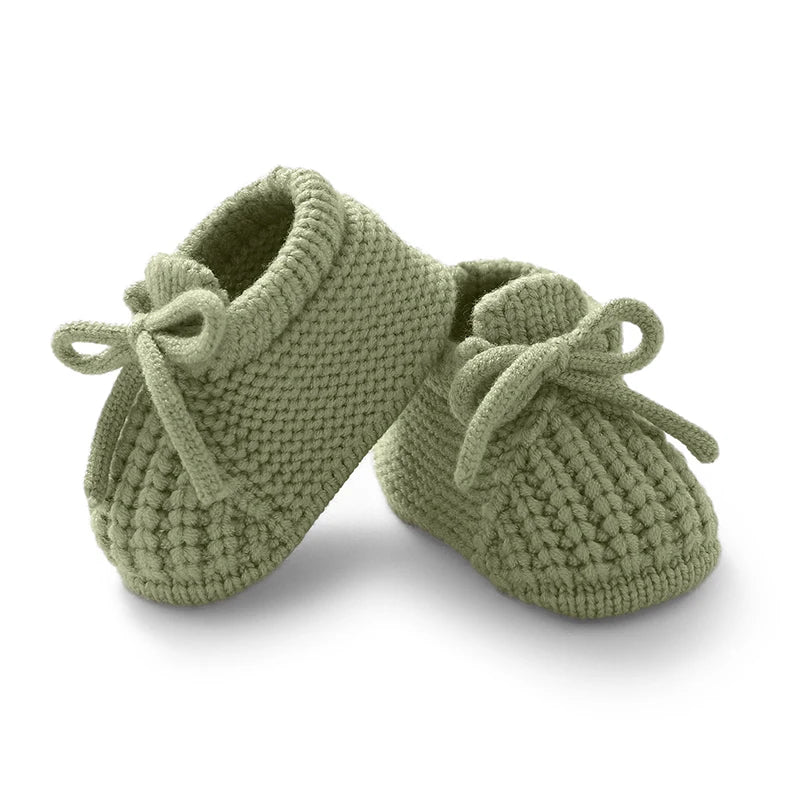 Botinha de Tricô Plumi — Quentinha para o Berço (0-18 meses)
