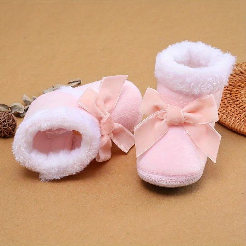 Botinha Pompom Plumi — Quentinha de Inverno (Recém-nascido)