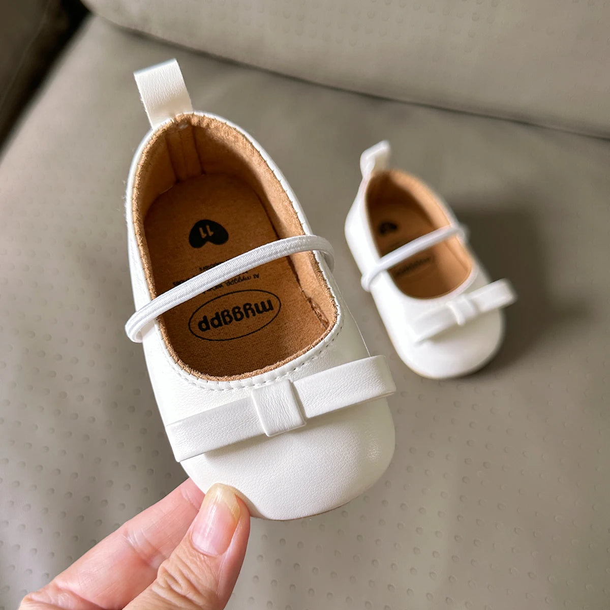 Sapato de Couro Plumi — Premium Antiderrapante (0-18 meses)