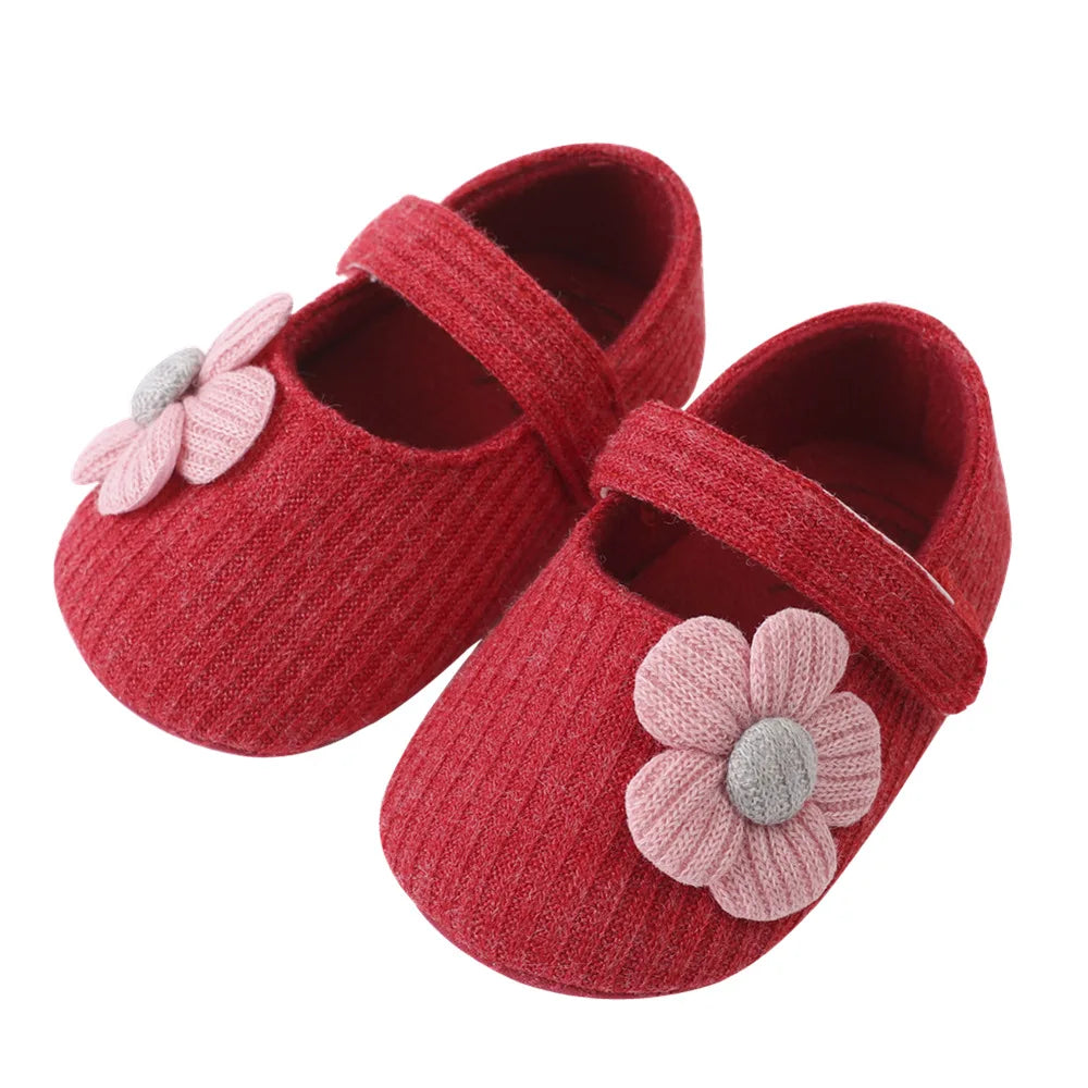 Sapatinho Retrô de Algodão Plumi — Laço e Flor (0-12 meses)