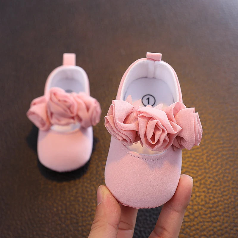 Sapatilha Princesa de Renda Plumi — Batizado e Festa (0-18 meses)
